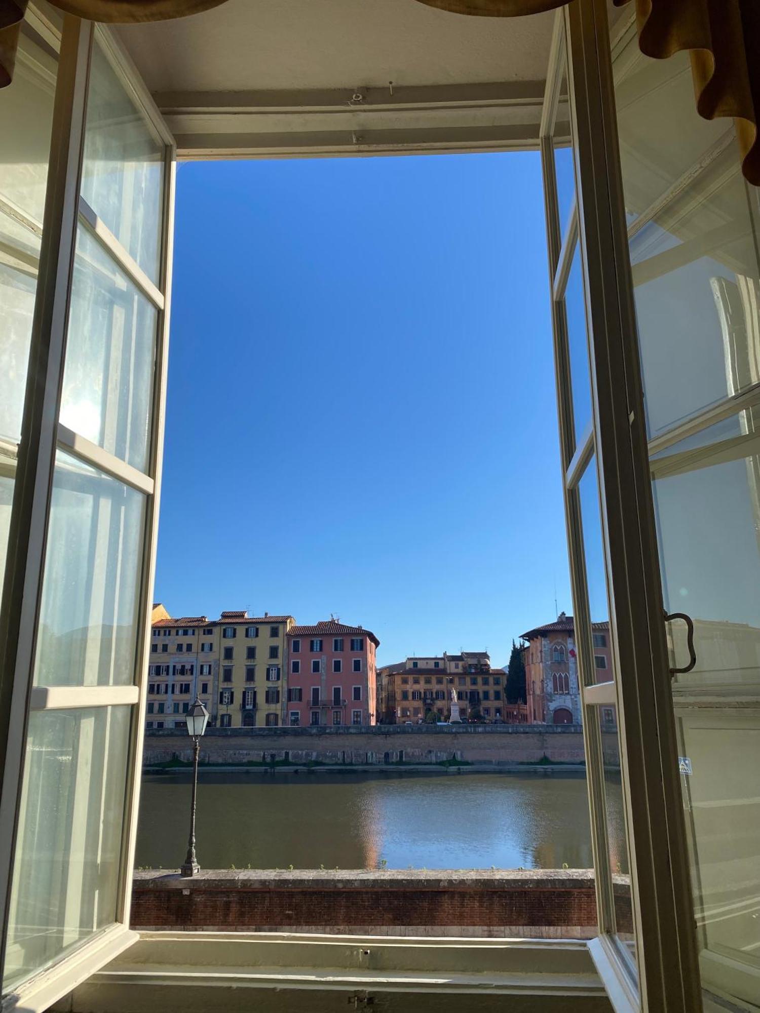 L'Antica Casa Sui Lungarni Di Pisa Hotel Luaran gambar